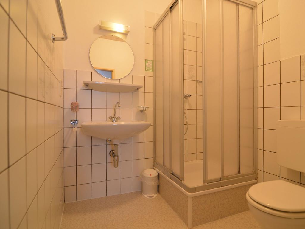 Classy Holiday Home In Uerzig Near Forest エクステリア 写真